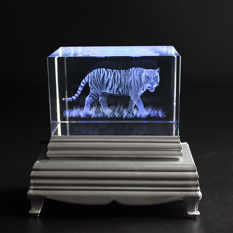 K9 クリスタルタイガーモデル像 3D レーザー彫刻キューブ - Paper Weight Crystal のレビューと価格