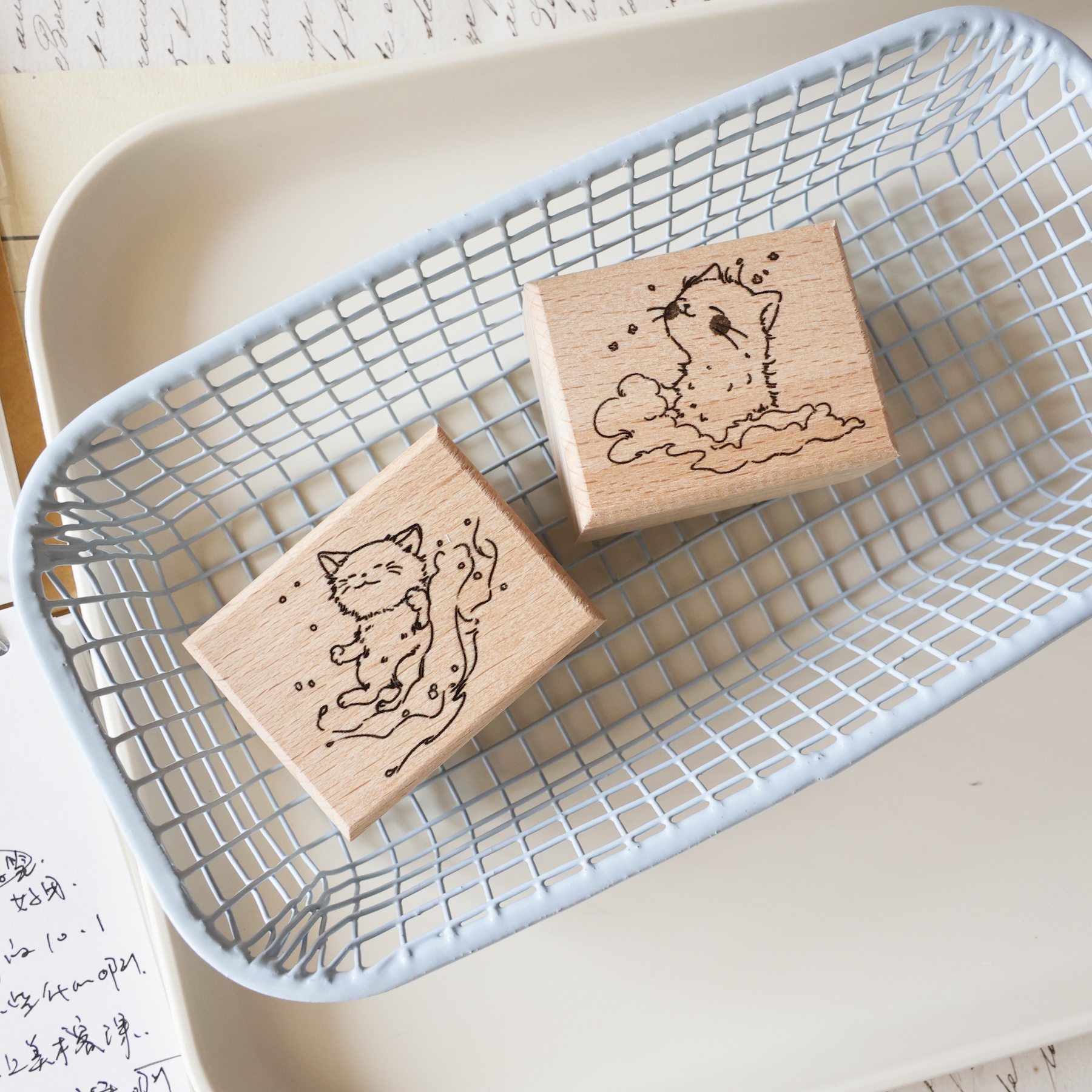 Two Raccoons ヴィンテージ リトルキャット デー - Rubber Date Stamp のレビューと価格