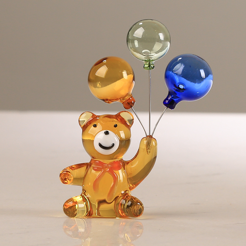 3つのバルーンが付いたクリスタルのクマの置物、ガラスのクマの - Paper Weight Crystal のレビューと価格